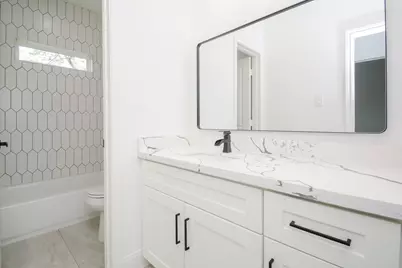 1415 E 35th Street, Houston, TX 77022 - Photo 9