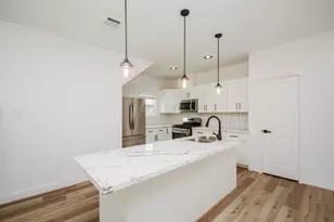 1415 E 35th St, Houston, TX 77022 - Photo 21