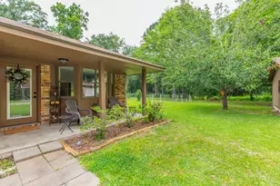 995 Strickland St, Vidor, TX 77662 - Photo 29