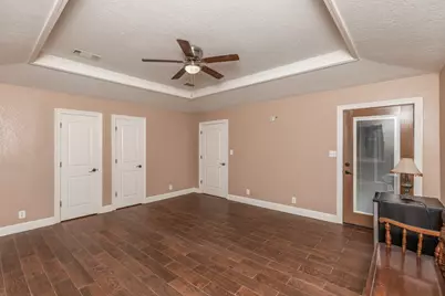 995 Strickland Street, Vidor, TX 77662 - Photo 17