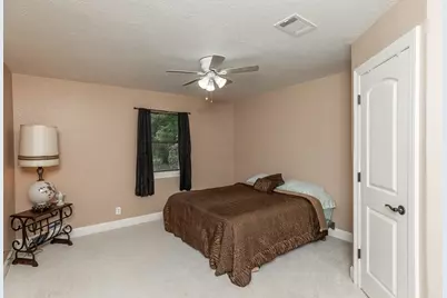 995 Strickland Street, Vidor, TX 77662 - Photo 23