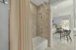 7109 Broadway St, Galveston, TX 77554 - Photo 31