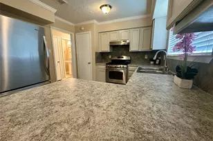 7646 Western Oak Ln, Houston, TX 77040 - Photo 17