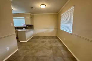 7646 Western Oak Ln, Houston, TX 77040 - Photo 9