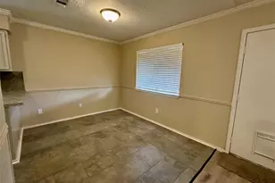 7646 Western Oak Ln, Houston, TX 77040 - Photo 13