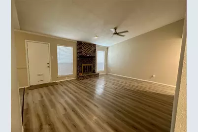 7646 Western Oak Lane, Houston, TX 77040 - Photo 9