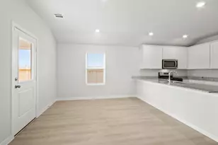 9715 Caney Bend Rd, Conroe, TX 77303 - Photo 5