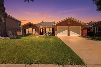 8227 Squires Place Drive, Houston, TX 77083 - Photo 39