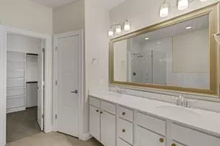 1002 Shepherd Oaks Dr, Houston, TX 77018 - Photo 31