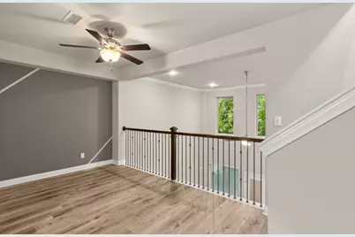 1002 Shepherd Oaks Drive, Houston, TX 77018 - Photo 21