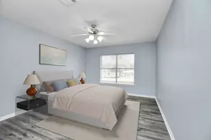 10403 Shadow Oaks Dr, Houston, TX 77043 - Photo 25