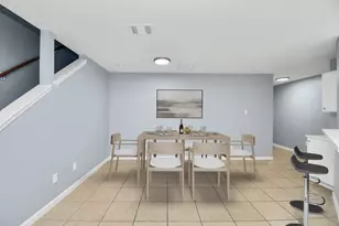 10403 Shadow Oaks Dr, Houston, TX 77043 - Photo 9