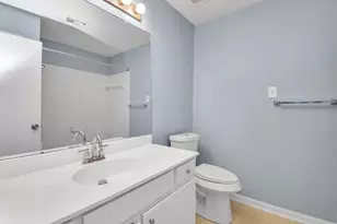 10403 Shadow Oaks Dr, Houston, TX 77043 - Photo 17