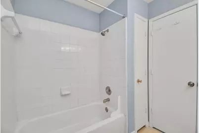 10403 Shadow Oaks Drive #3A, Houston, TX 77043 - Photo 15