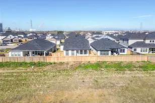2110 Sanders Brook Dr, Baytown, TX 77521 - Photo 25