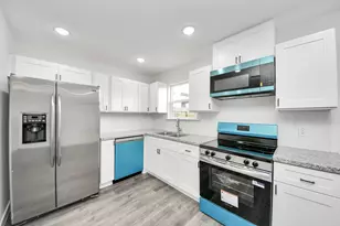 2310 Wavell St, Houston, TX 77088 - Photo 9