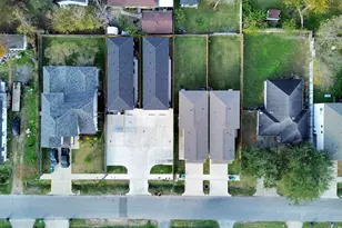 2310 Wavell St, Houston, TX 77088 - Photo 35