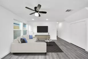 2310 Wavell St, Houston, TX 77088 - Photo 7