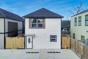 2310 Wavell St, Houston, TX 77088 - Photo 3