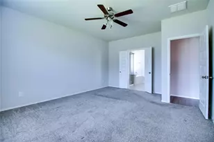 2511 Sandbar Shark Ct, Katy, TX 77449 - Photo 9