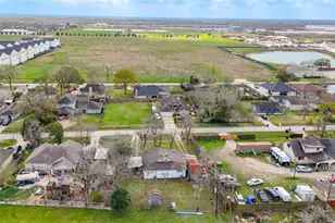 6109 Hertford St, Houston, TX 77048 - Photo 13