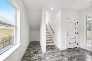 1539 W 23rd St, Houston, TX 77008 - Photo 5