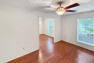 11639 Chuckson Dr, Houston, TX 77065 - Photo 9