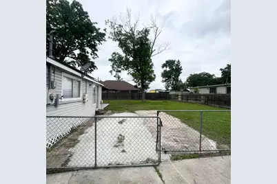 2707 Almendares Avenue, Pasadena, TX 77506 - Photo 19