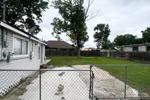 2707 Almendares Ave, Pasadena, TX 77506 - Photo 19