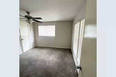 2707 Almendares Avenue, Pasadena, TX 77506 - Photo 9