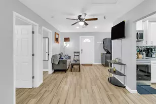 5815 Schevers St, Houston, TX 77033 - Photo 29