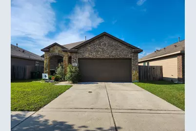 7447 Wheatley Gardens Drive, Houston, TX 77016 - Photo 1
