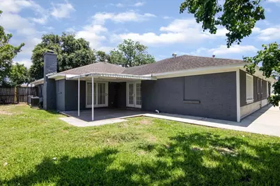 825 Fairmont Parkway, Pasadena, TX 77504 - Photo 3