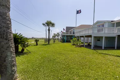 16717 Captain Hook, Jamaica Beach, TX 77554 - Photo 35