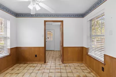 2108 Greentree Drive, Huntsville, TX 77340 - Photo 15