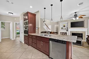 1719 Cantigny Ln, Katy, TX 77450 - Photo 13