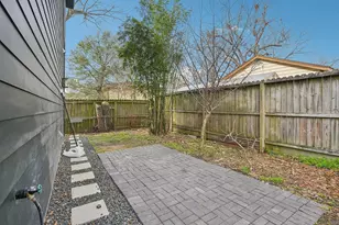 1410 Elliott St, Houston, TX 77023 - Photo 11