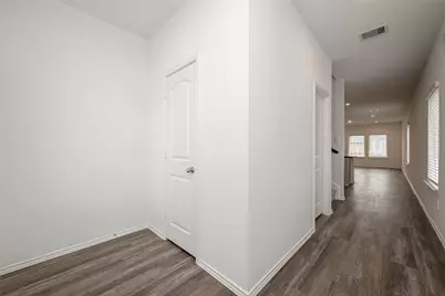 5619 Vintage Oakmont Drive, Spring, TX 77373 - Photo 5