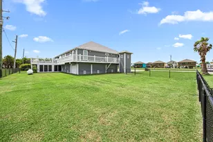 2372 Sand Bar Ln, Crystal Beach, TX 77650 - Photo 35