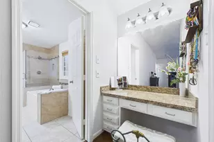 2815 Village Dale Ave, Houston, TX 77059 - Photo 11