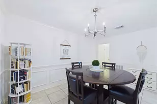 2815 Village Dale Ave, Houston, TX 77059 - Photo 5