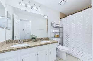 2815 Village Dale Ave, Houston, TX 77059 - Photo 15