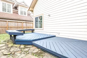 1553 Beaconshire Rd, Houston, TX 77077 - Photo 5