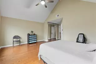 1553 Beaconshire Rd, Houston, TX 77077 - Photo 29