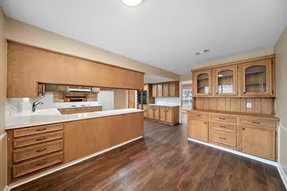 1104 Hillcrest Drive, Conroe, TX 77301 - Photo 7