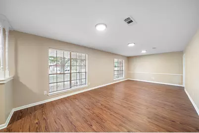 1104 Hillcrest Drive, Conroe, TX 77301 - Photo 3