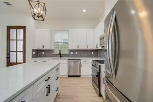 6420 Highland Pine Ln, Houston, TX 77091 - Photo 11