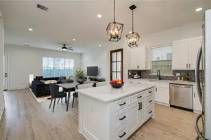 6420 Highland Pine Ln, Houston, TX 77091 - Photo 9