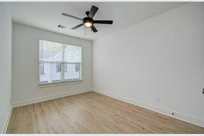 6420 Highland Pine Lane, Houston, TX 77091 - Photo 23