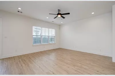 6420 Highland Pine Lane, Houston, TX 77091 - Photo 17